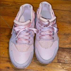Big Girls Baby Pink Nike Huarache